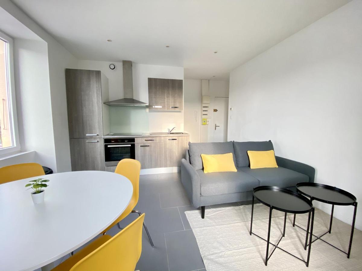Magnifique T2 40M2 Lumineux, Moderne Et Renove Avec Fibre Daire Belfort Dış mekan fotoğraf